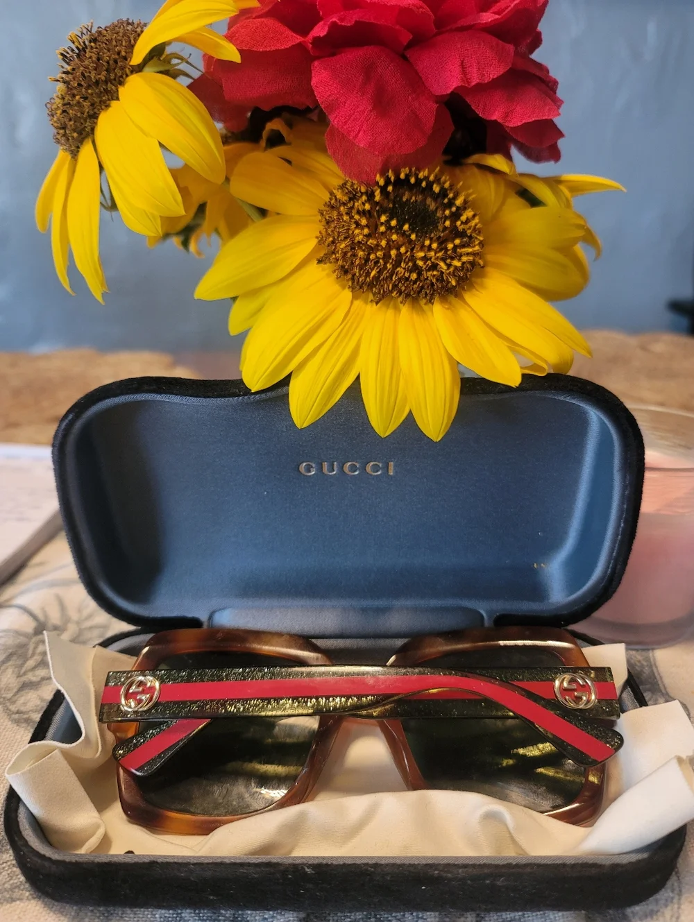Gucci Women’s Tortoise Frame Sunglasses with Signature Stripe - Picture 8 of 11